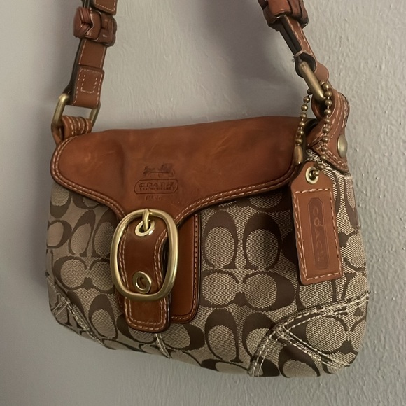 Coach Vintage Bleeker Legacy British Tan Leather Handbag - Picture 2 of 13